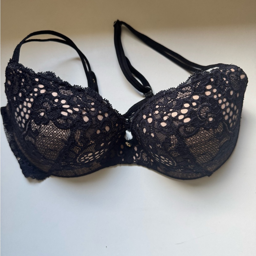 Victoria's Secret very sexy push up Bra